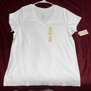 NWT - St John’s Bay women’s essential tee size 1X